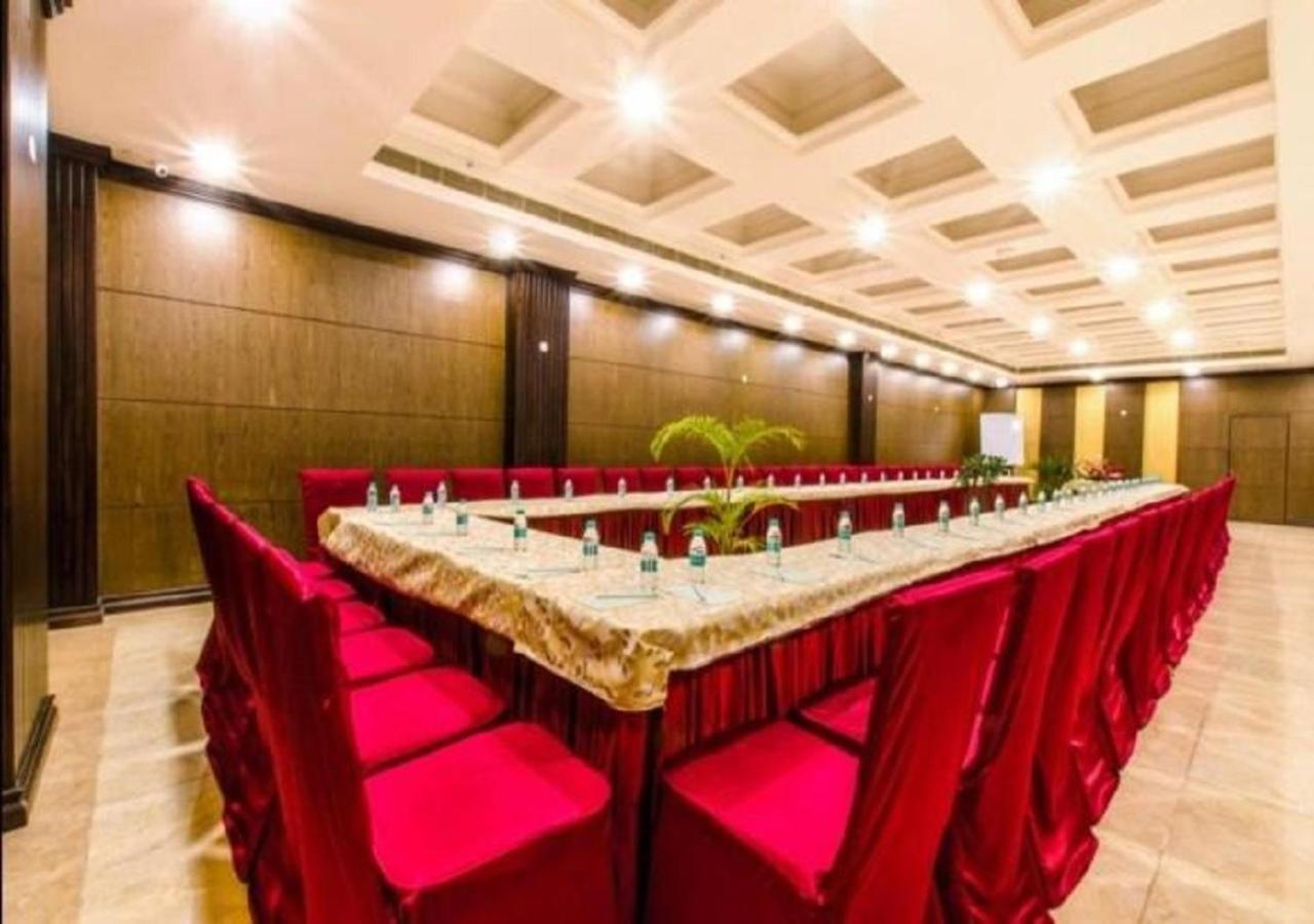 Hotel Atithi Guwahati Exterior foto